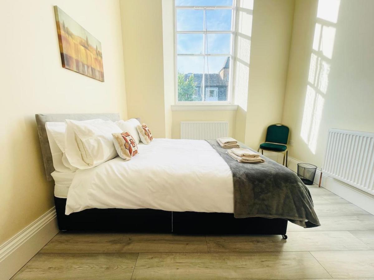 Large Flat In F2 Apartamento